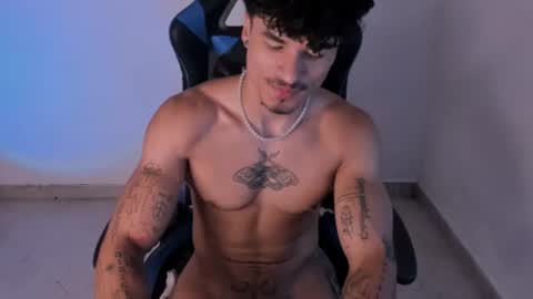 Snapshot of thomas_fit1 chatting on 06.26.26 Thomas 3 JUST STAY AND BE MY LAST LOVE online show from 06.26.26