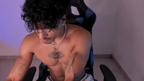 Snapshot of thomas_fit1 chatting on 06.30.26 Thomas 3 JUST STAY AND BE MY LAST LOVE online show from 06.30.26