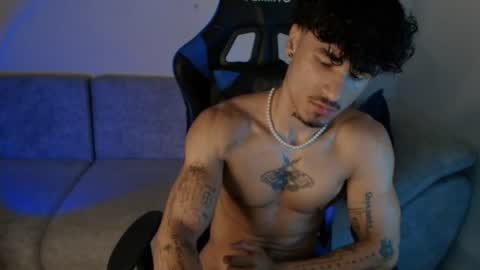 Snapshot of thomas_fit1 chatting on 07.03.26 Thomas 3 JUST STAY AND BE MY LAST LOVE online show from 07.03.26