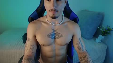 Snapshot of thomas_fit1 chatting on 08.06.26 Thomas 3 JUST STAY AND BE MY LAST LOVE online show from 08.06.26
