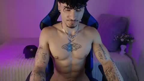 Snapshot of thomas_fit1 chatting on 08.07.26 Thomas 3 JUST STAY AND BE MY LAST LOVE online show from 08.07.26