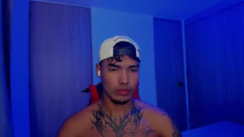 Snapshot of thomas_latin_boy chatting on 09.13.25 Thomas online show from 09.13.25