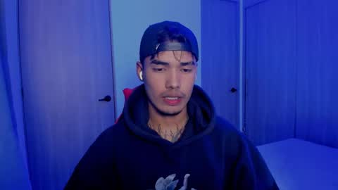 Snapshot of thomas_latin_boy chatting on 09.14.25 Thomas online show from 09.14.25