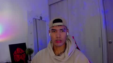 Snapshot of thomas_latin_boy chatting on 02.03.26 Thomas online show from 02.03.26