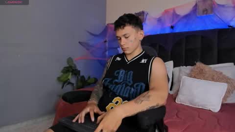 Thomas online show from 10.16.25