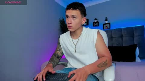 Thomas online show from 04.26.26