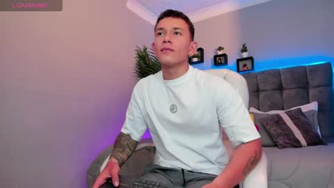 Thomas online show from 04.28.26