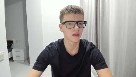 Tomas online show from 12.11.24