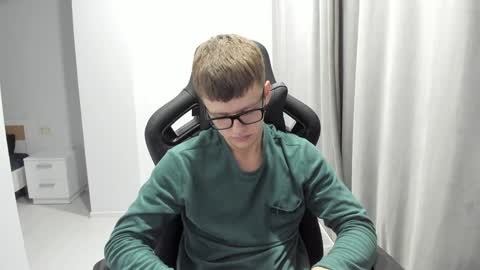 Tomas online show from 01.13.25