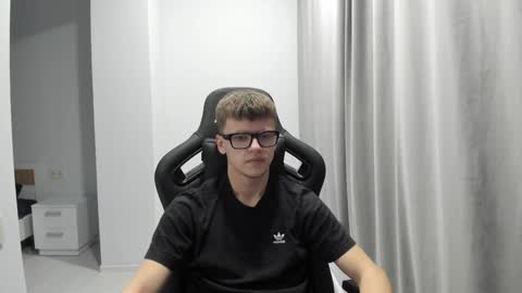 Tomas online show from 01.15.25