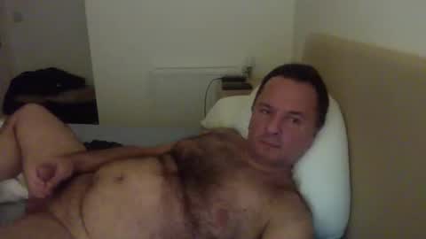 Snapshot of thomaspol chatting on 10.29.25 Tom online show from 10.29.25