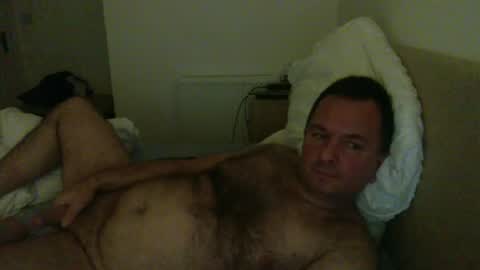 Snapshot of thomaspol chatting on 06.11.26 Tom online show from 06.11.26