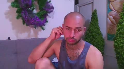 thomas  smith online show from 02.20.25