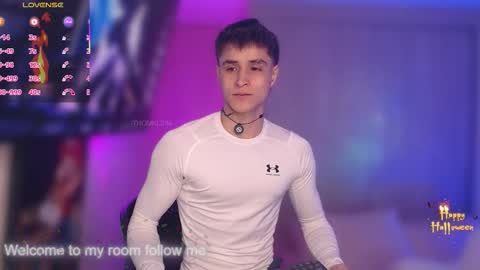 Thom Klein online show from 10.25.25