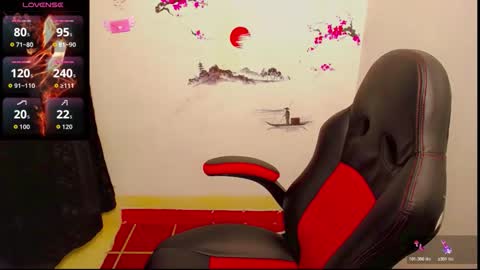 Snapshot of thommy_cute chatting on 11.13.25 Thomas online show from 11.13.25