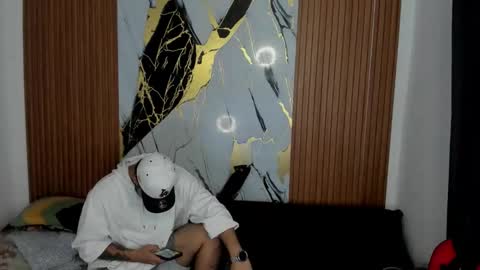 thomson_hot01 online show from 11.30.25