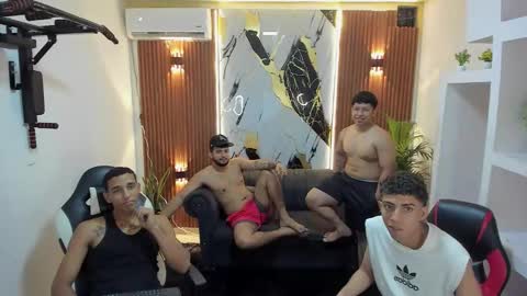 thomson_hot01 online show from 04.25.26