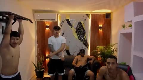 thomson_hot01 online show from 04.29.26