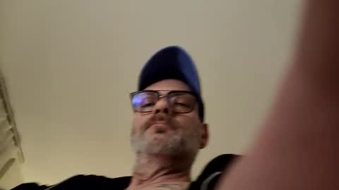 Snapshot of thomster1972good chatting on 01.18.26 Tom online show from 01.18.26