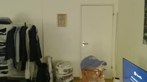 Snapshot of thomster1972good chatting on 02.15.26 Tom online show from 02.15.26