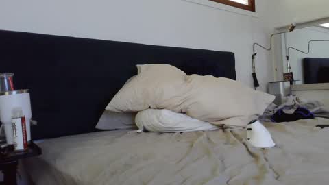 ThongMuscle online show from 12.11.24