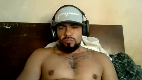 Snapshot of thonybeiio chatting on 01.13.26 thonybeiio online show from 01.13.26