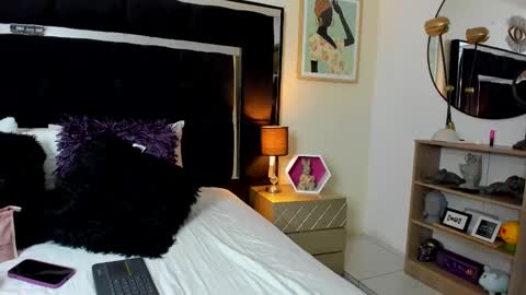 thriana online show from 06.11.26