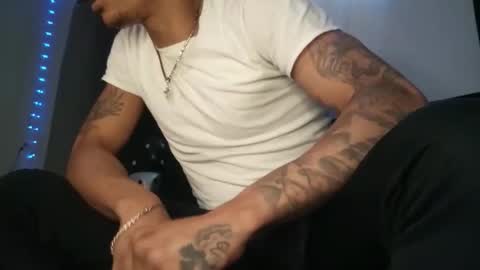 Snapshot of throattaker4l_ chatting on 02.02.26 ThroatTaker4l online show from 02.02.26