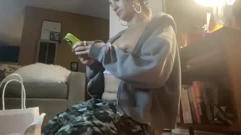 throat goat online show from 12.09.24