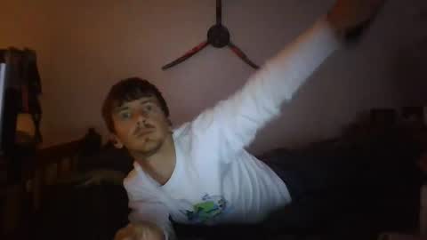 Snapshot of throw11 chatting on 01.01.25 Throw11 online show from 01.01.25