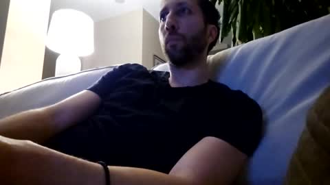 throwawayafteruse20202 online show from 06.05.26