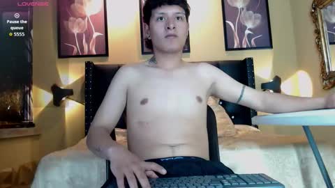 Snapshot of thxmm_ chatting on 02.02.26 thxmm_ online show from 02.02.26