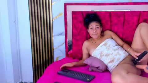 tiana_hots online show from 04.21.26