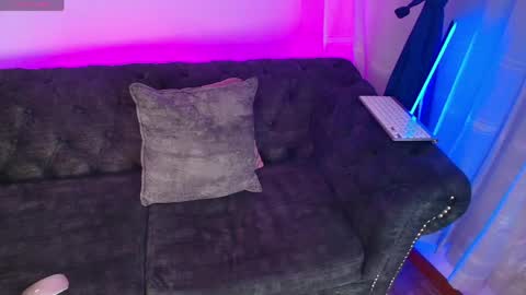 tiana_rosse_ online show from 04.11.26