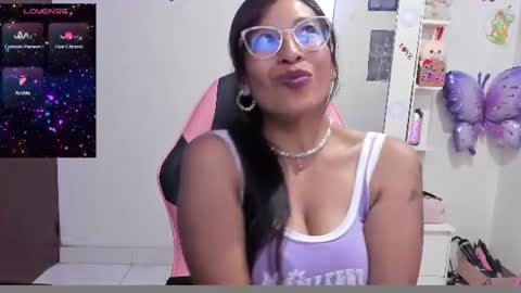 Snapshot of tiana_violet chatting on 07.22.26 tiana_violet online show from 07.22.26
