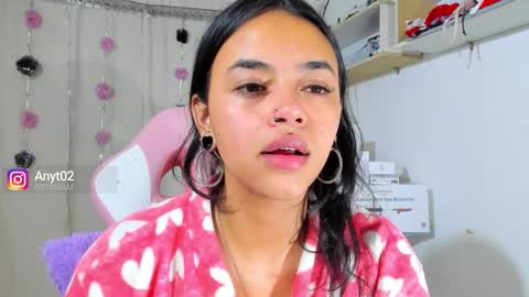 Snapshot of tianaa_a chatting on 10.03.25 Anny 3 online show from 10.03.25