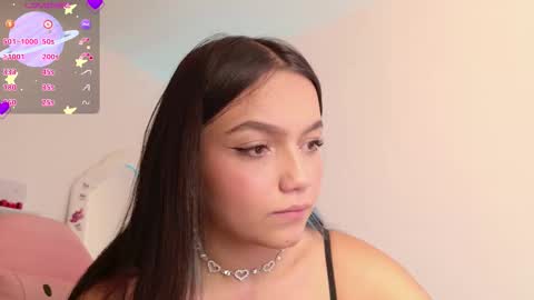 Snapshot of tianale chatting on 11.04.25 Tiana Le online show from 11.04.25