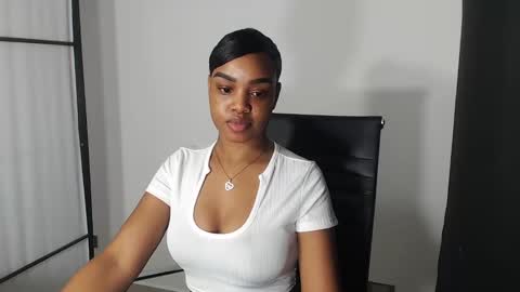 tianasky online show from 02.10.25