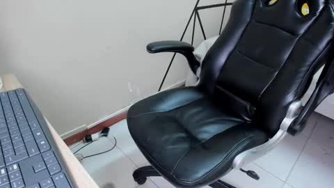 Tiara online show from 02.26.26