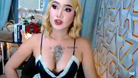 tiarrafoxs online show from 03.16.26