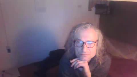 tiddles12345 online show from 02.20.26