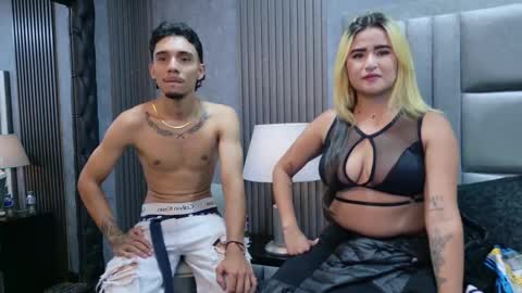 Snapshot of tifannyandethan chatting on 02.11.26 Ethan and Tifanny online show from 02.11.26