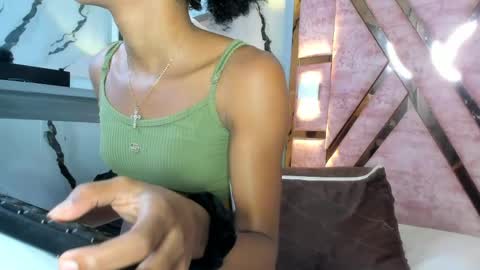 Tifanny online show from 05.04.26