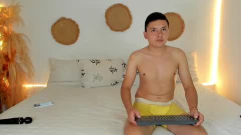 tifanyrossii online show from 05.08.26