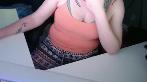 tiff4yew online show from 10.16.25