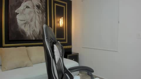 T I F F A N N Y online show from 03.12.26