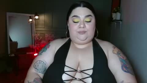 Snapshot of tiffany_laurens chatting on 02.28.26 dont forget ask for custom vids online show from 02.28.26