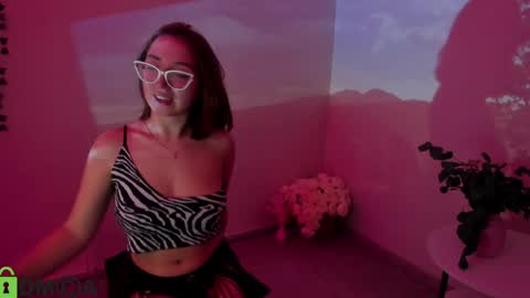 tiffany_robinson online show from 04.21.26