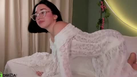 tiffany_robinson online show from 07.06.26