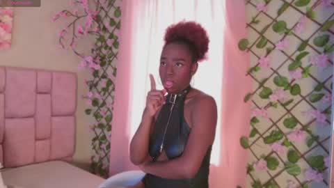 TiffanyEbony  online show from 05.12.26